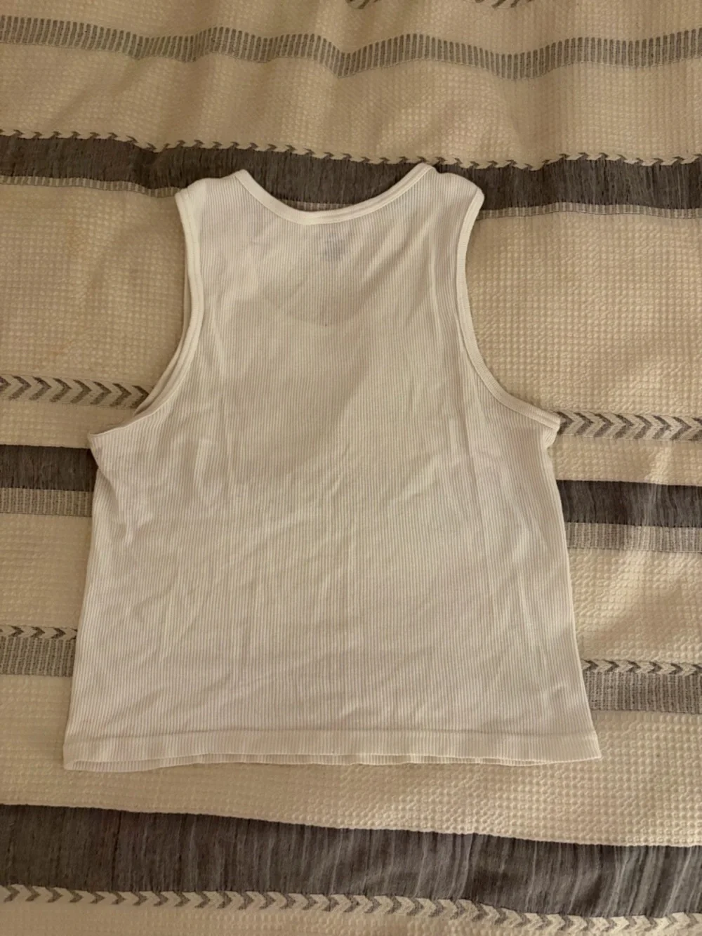 Brandy Melville Cream Ribbed Scoop Tank - Picture 3 of 3
